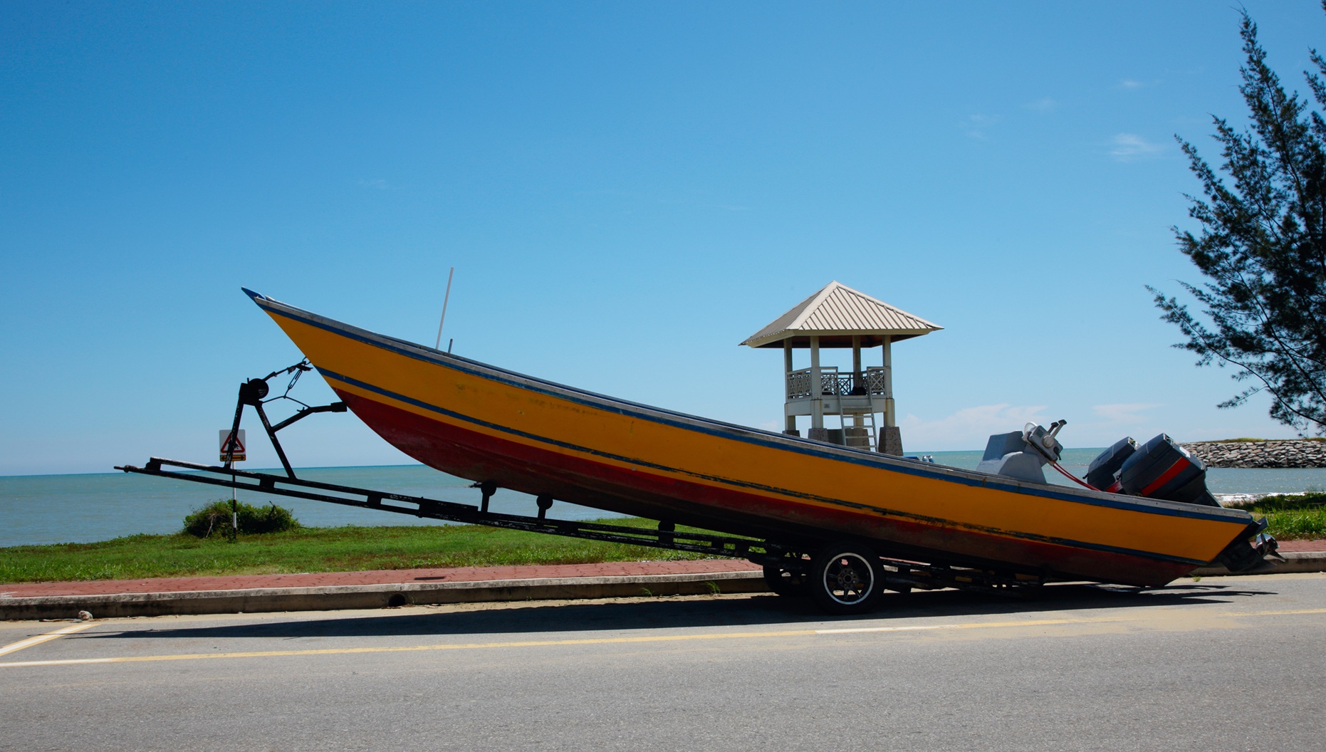 Boat delivery and transport